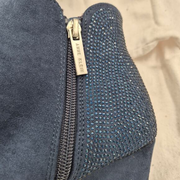 New Anne Klein Kenny Rhinestone Wedge Booties navy microsuede size 6M - Picture 6 of 7